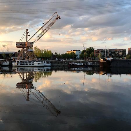 Schiffshotel "Schlafen Im Hafen" Hamborg Eksteriør billede
